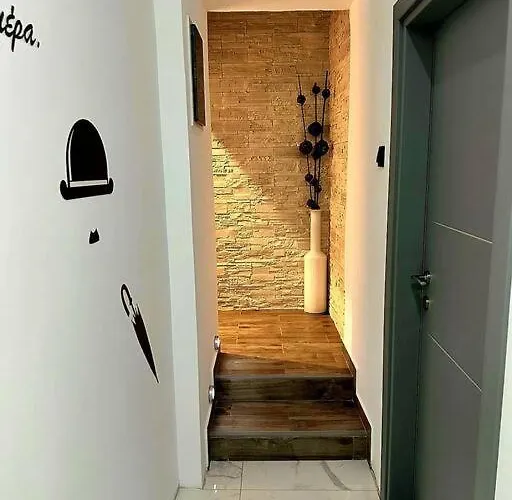 Sevi House *